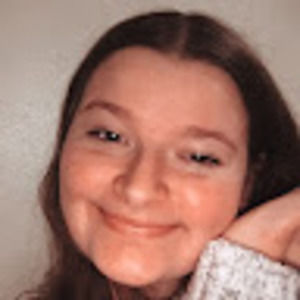 Meet your Posher, Amaya